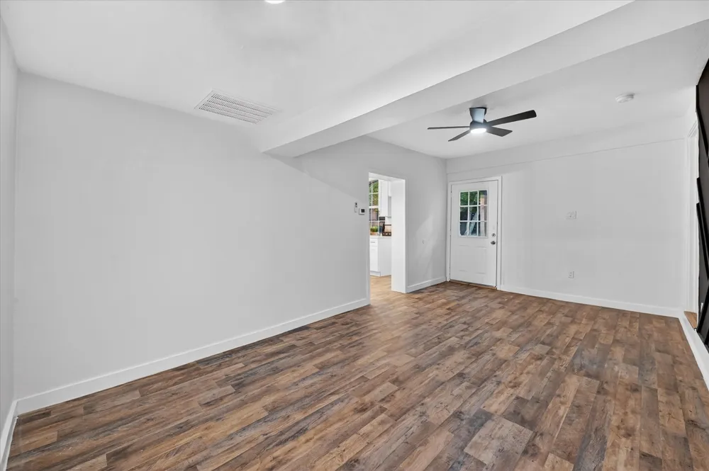 538 Pemberton Hill Road Dallas, TX 75217