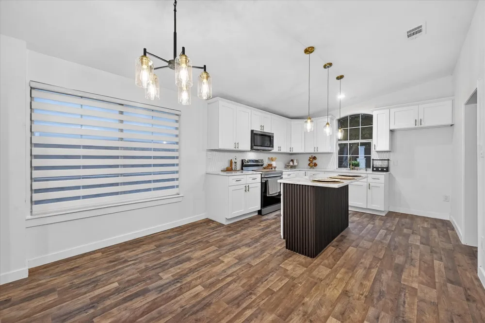 538 Pemberton Hill Road Dallas, TX 75217