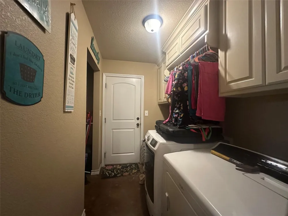 1550 Three Skillet Road Springtown, TX 76082