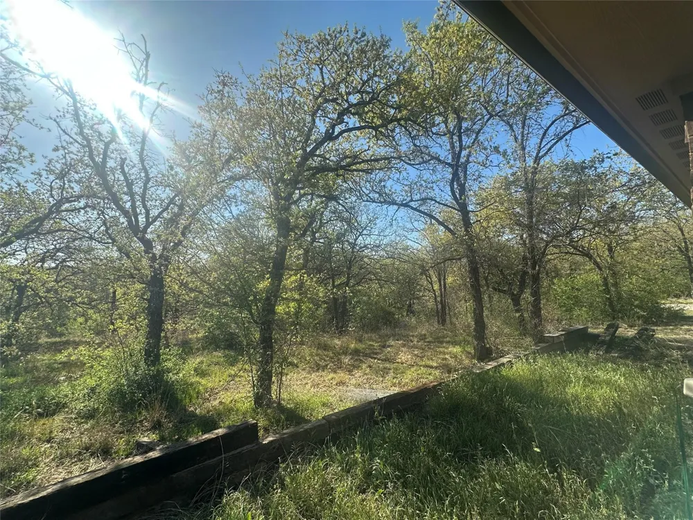 1550 Three Skillet Road Springtown, TX 76082