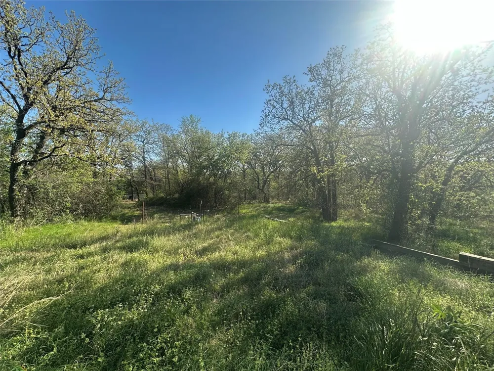 1550 Three Skillet Road Springtown, TX 76082