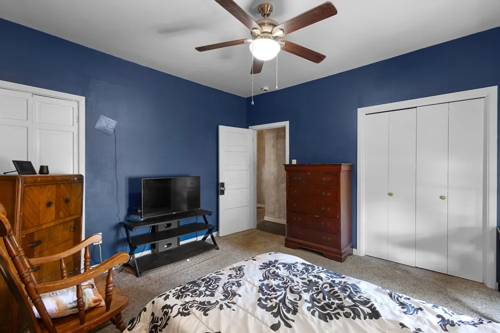 301 W Nelson Street Bowie, TX 76230