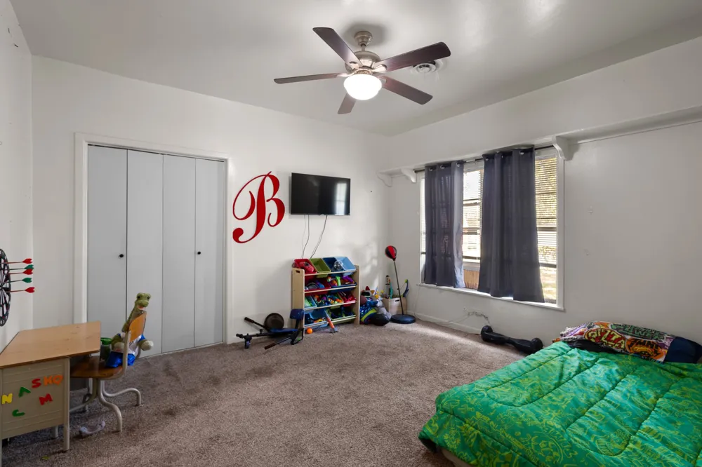 301 W Nelson Street Bowie, TX 76230