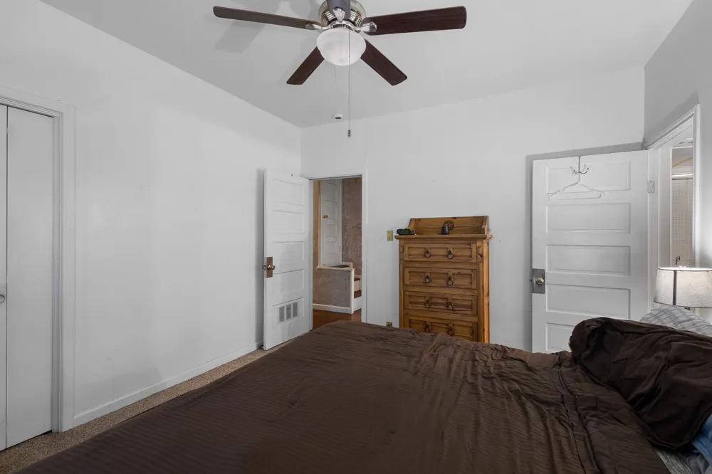 301 W Nelson Street Bowie, TX 76230