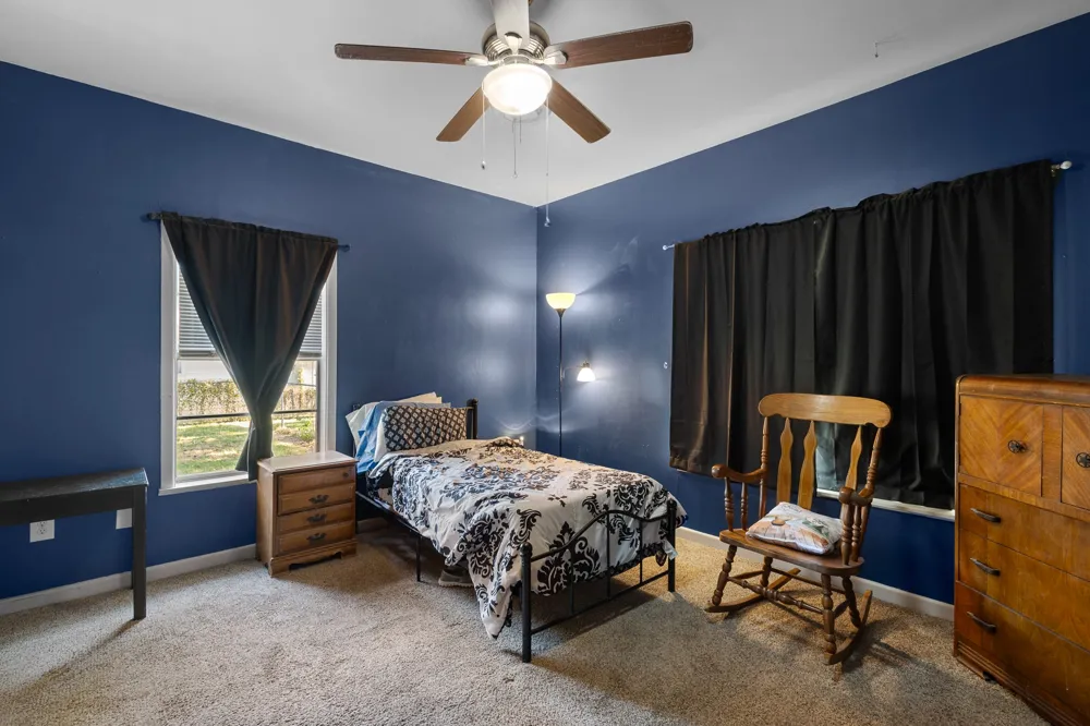 301 W Nelson Street Bowie, TX 76230