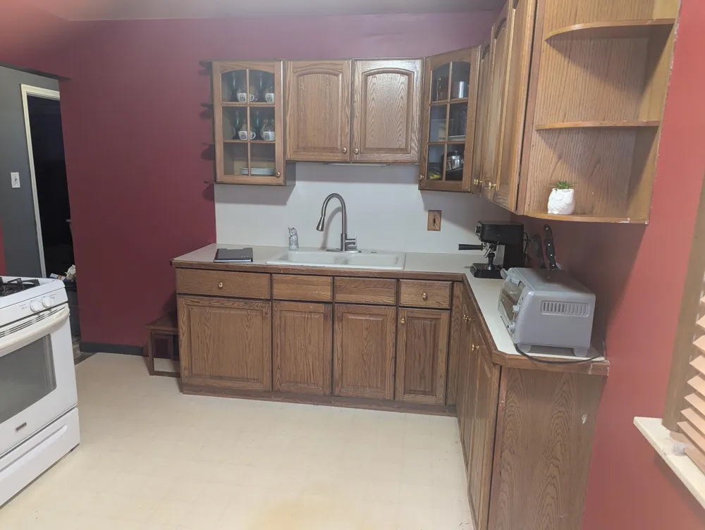 18672 Lennane Street Redford, MI 48240