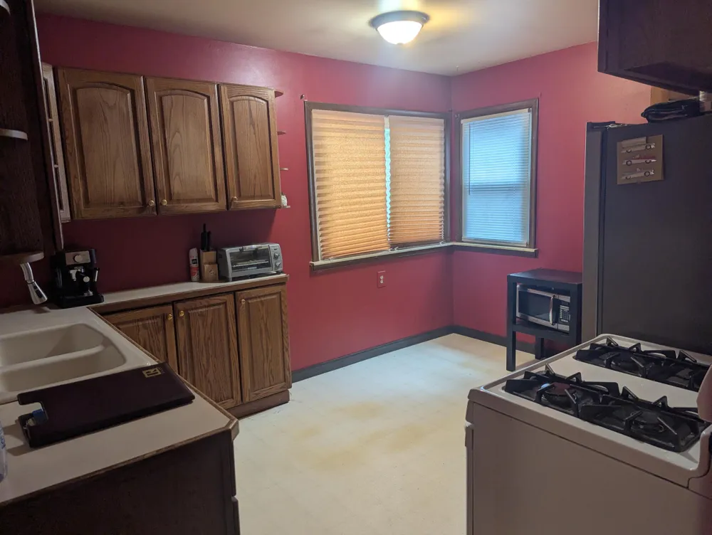 18672 Lennane Street Redford, MI 48240