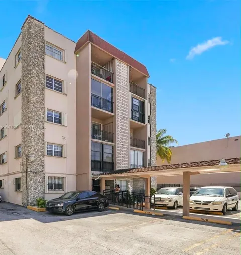 3640 NW 9 #407