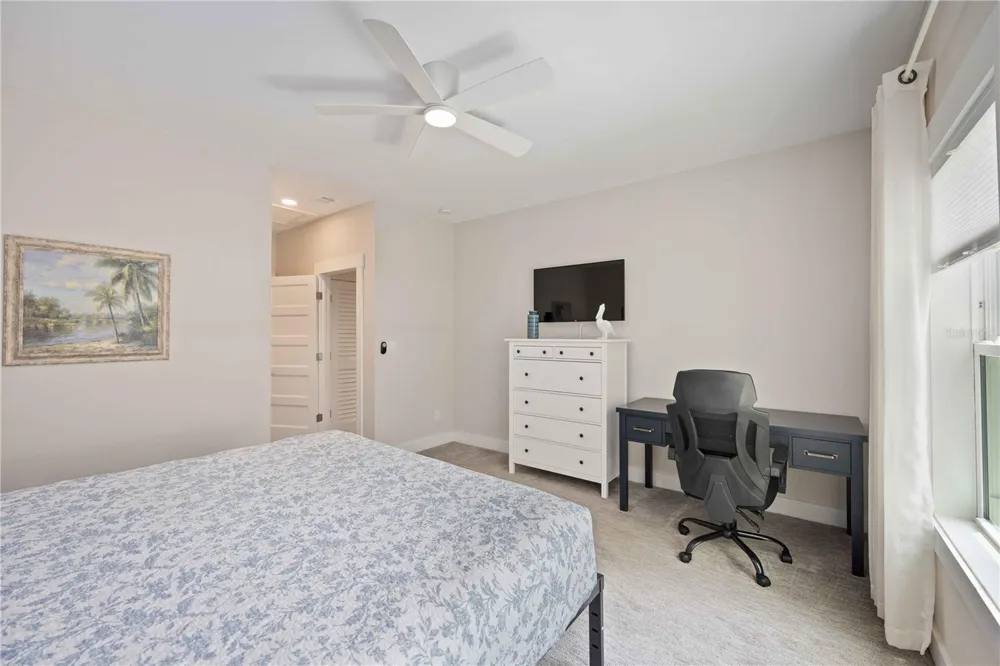 1623 8TH AVENUE W Bradenton, FL 34205