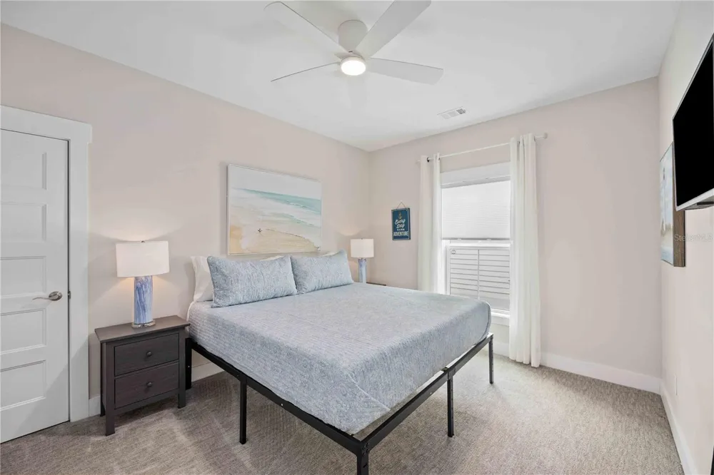 1623 8TH AVENUE W Bradenton, FL 34205
