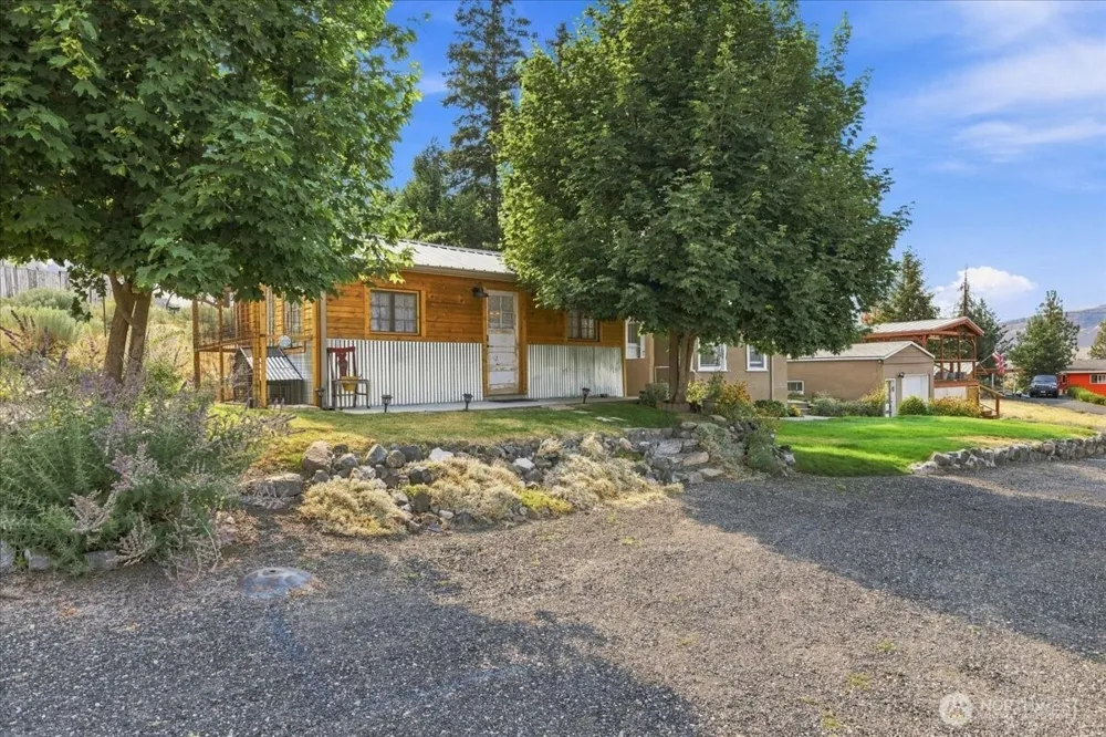 810 Spokane Way Grand Coulee, WA 99133