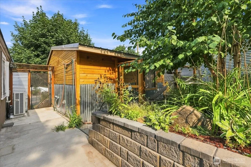 810 Spokane Way Grand Coulee, WA 99133