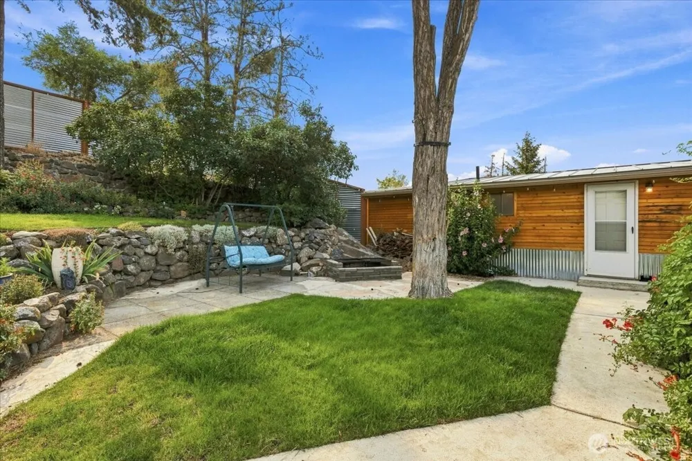 810 Spokane Way Grand Coulee, WA 99133