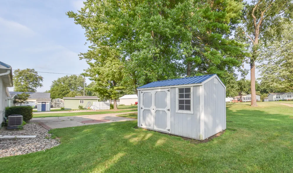 416 W Russell Drive Ovid Township, MI 49036