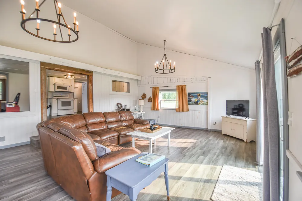 416 W Russell Drive Ovid Township, MI 49036