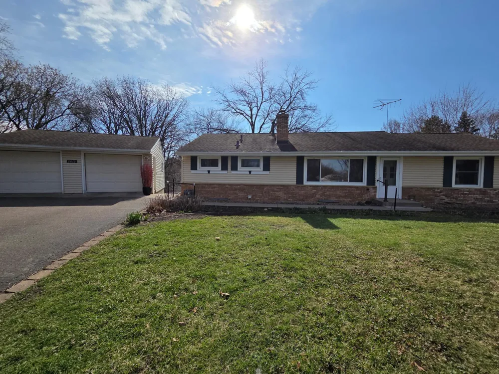 6015 Aspen Road Mound, MN 55364