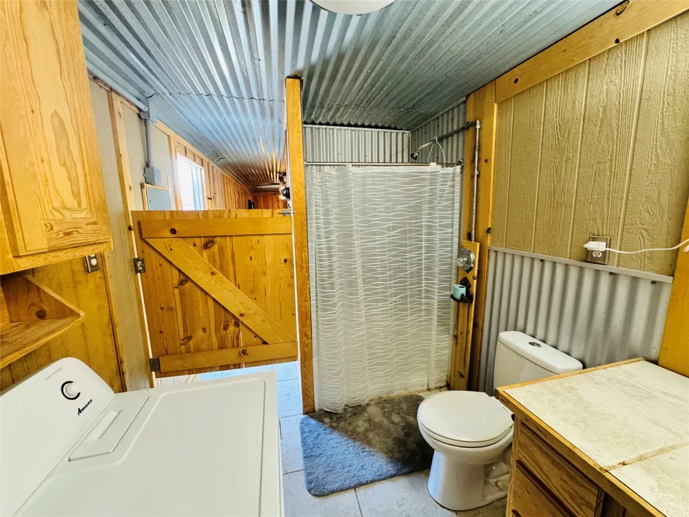 225 AVE J Anson, TX 79501