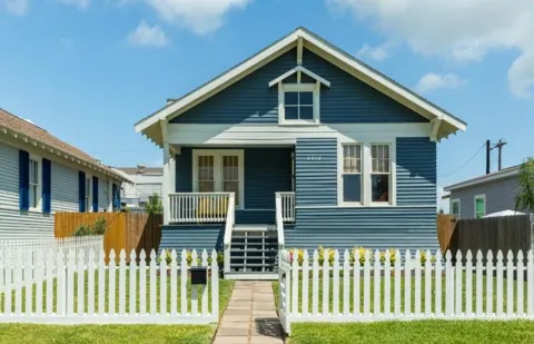 2612 Avenue M 1/2