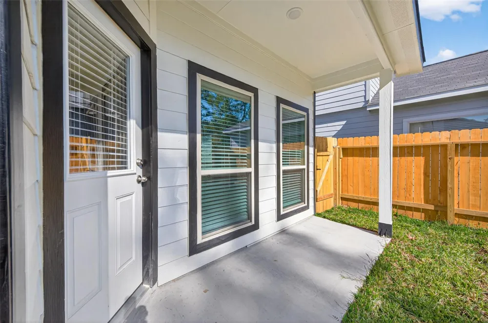 426 Emerald Thicket Lane Huffman, TX 77336