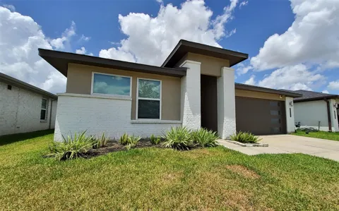 3922 Elk Creek Court