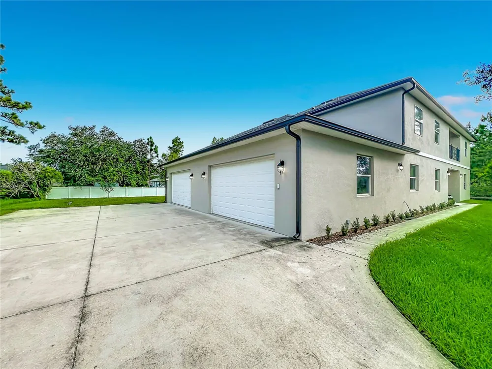 19504 ROBERTSON STREET Orlando, FL 32833