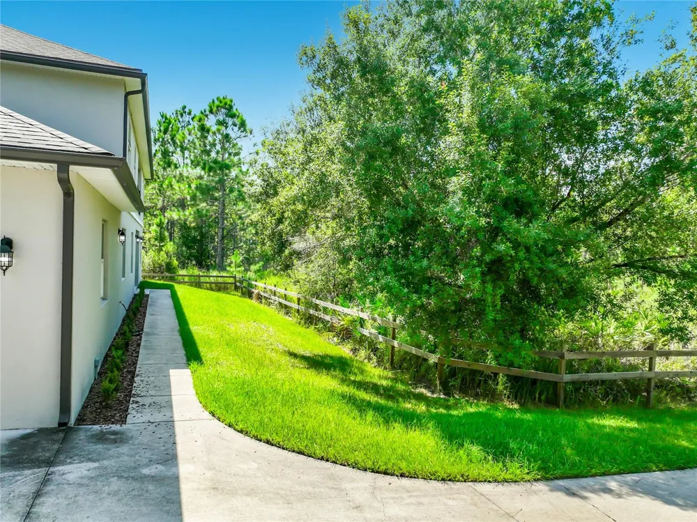 19504 ROBERTSON STREET Orlando, FL 32833