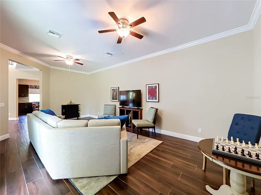 19504 ROBERTSON STREET Orlando, FL 32833