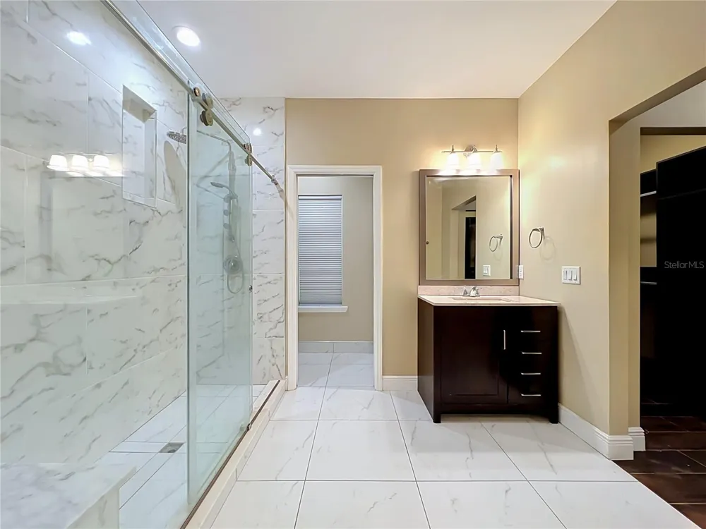 19504 ROBERTSON STREET Orlando, FL 32833