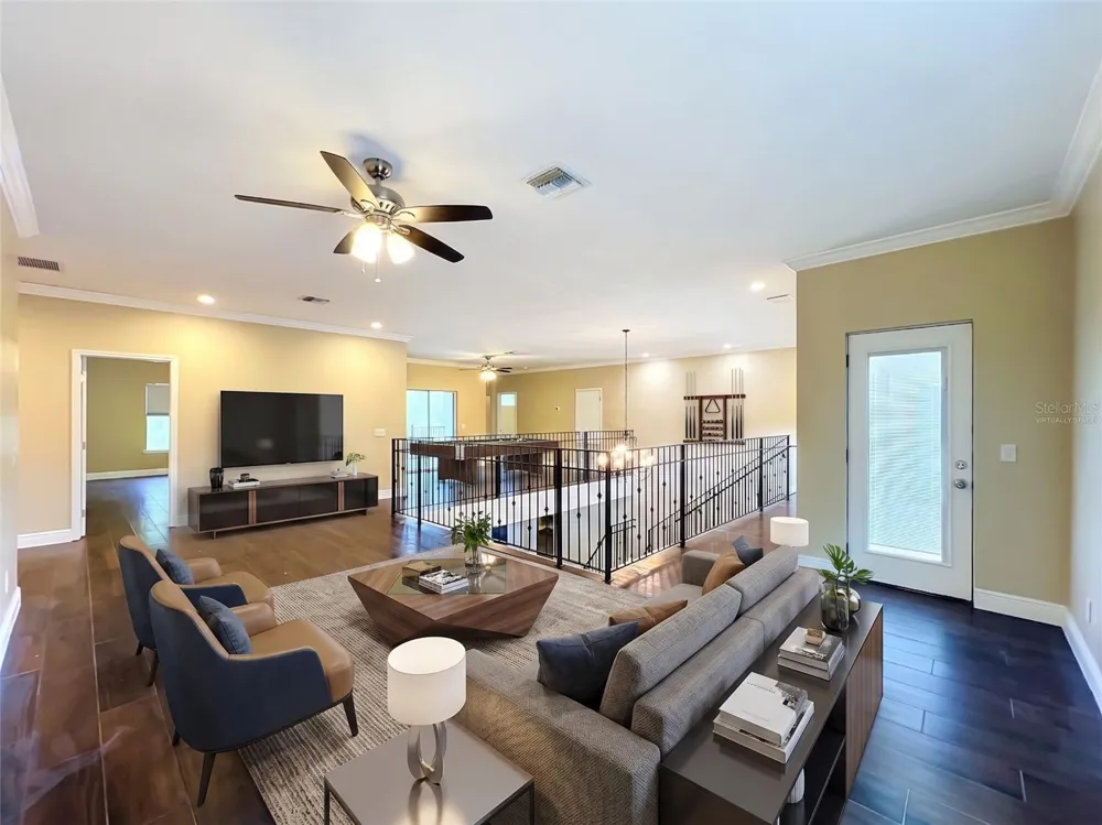 19504 ROBERTSON STREET Orlando, FL 32833