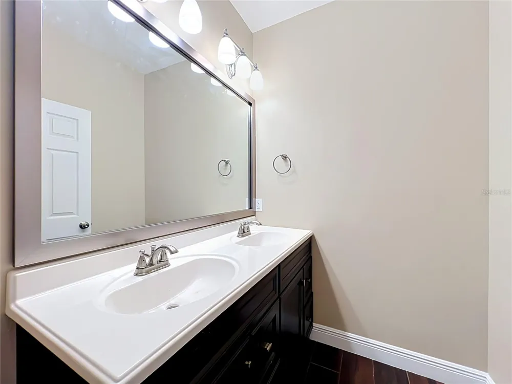19504 ROBERTSON STREET Orlando, FL 32833
