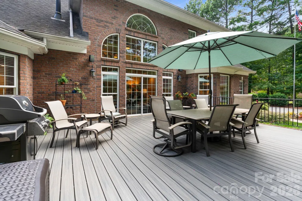 7282 James Court Denver, NC 28037