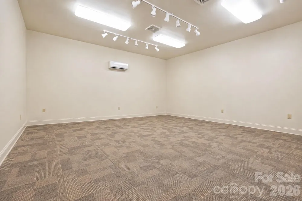 7282 James Court Denver, NC 28037