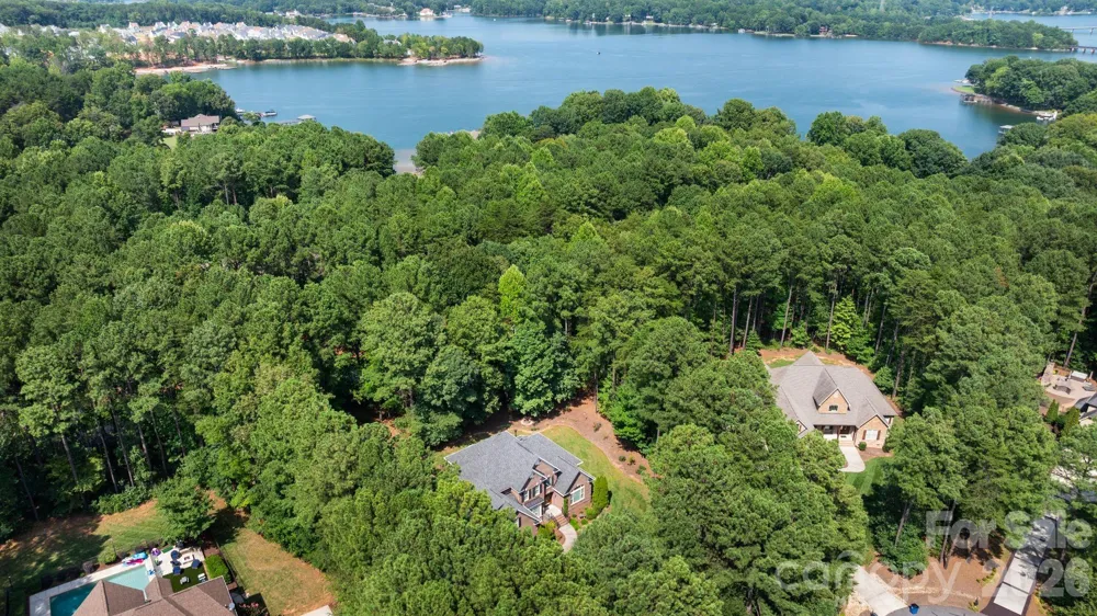 7282 James Court Denver, NC 28037