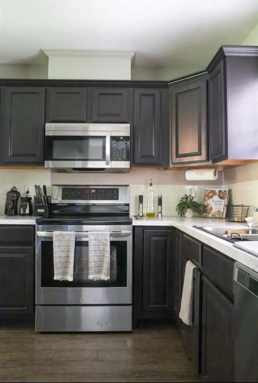 810 Shadberry Drive Magnolia, TX 77354