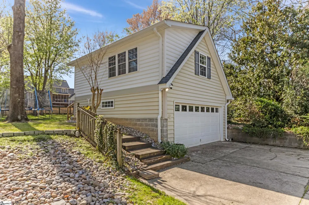 501 Hammett Road Greer, SC 29650