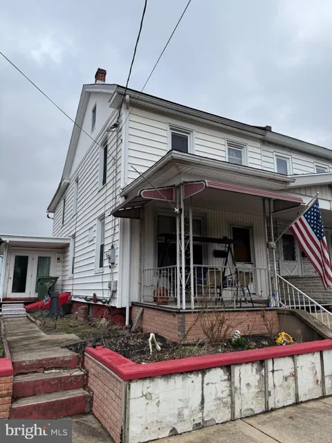 102 TULPEHOCKEN STREET