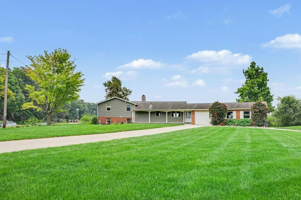 46726 Prospect Drive Decatur, MI 49045