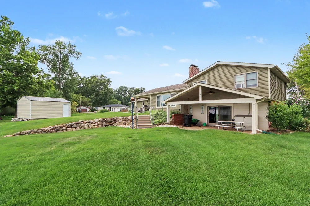 46726 Prospect Drive Decatur, MI 49045
