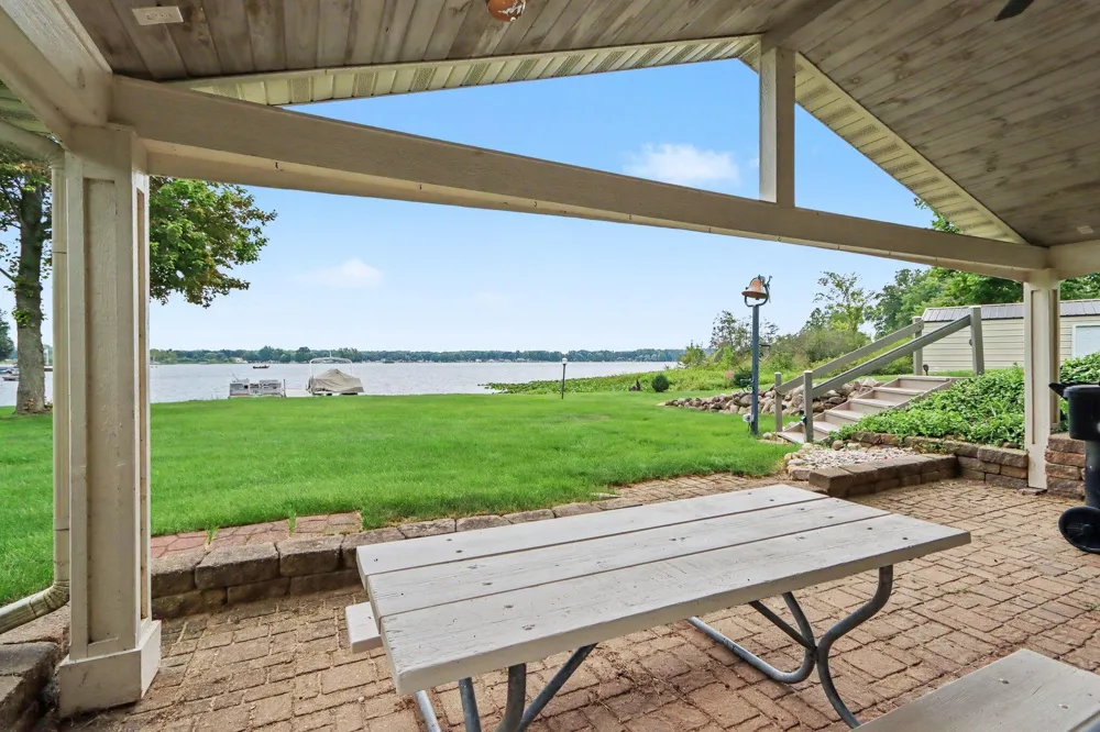 46726 Prospect Drive Decatur, MI 49045
