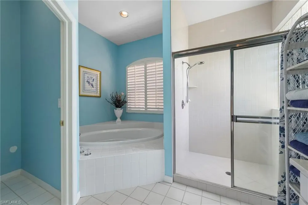 28741 Megan Drive Bonita Springs, FL 34135