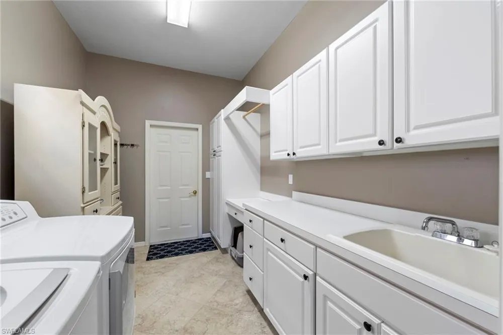 28741 Megan Drive Bonita Springs, FL 34135