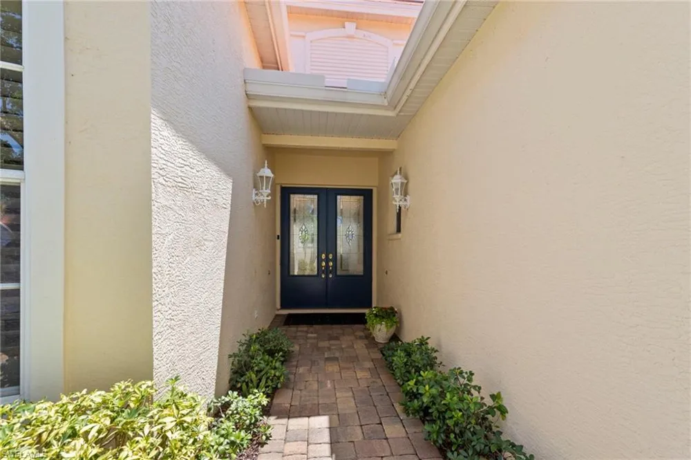 28741 Megan Drive Bonita Springs, FL 34135