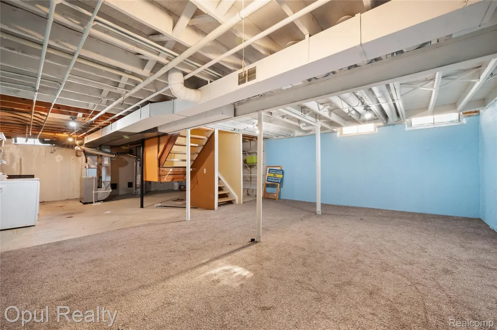 20831 W Glen Haven Circle Novi City, MI 48167