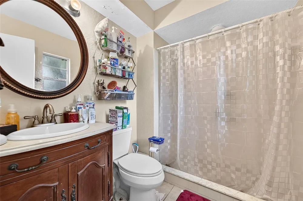 1917 CEDARBROOKE DRIVE Lutz, FL 33549