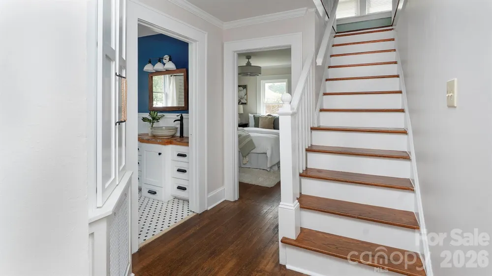 3308 16th Street NE Hickory, NC 28601
