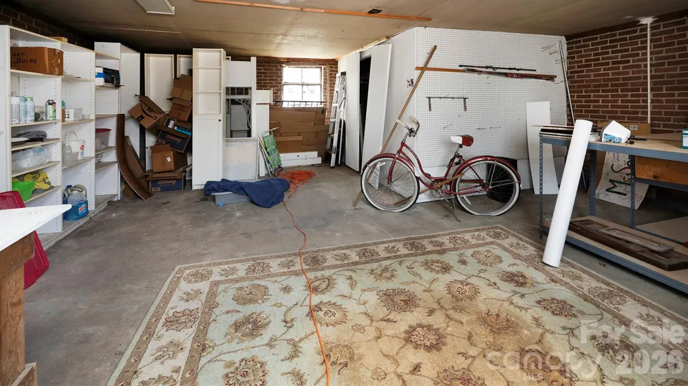 3308 16th Street NE Hickory, NC 28601