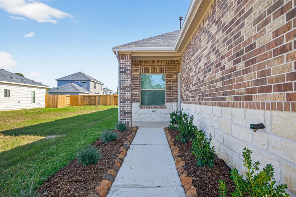 24708 Lago Bay Lane Huffman, TX 77336