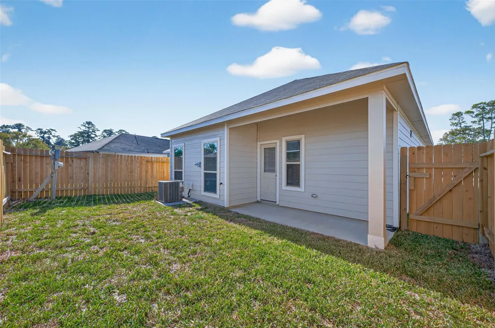24708 Lago Bay Lane Huffman, TX 77336