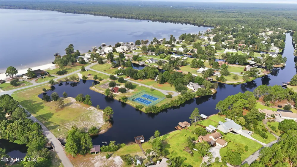 771 Bay Tree Drive Harrells, NC 28444
