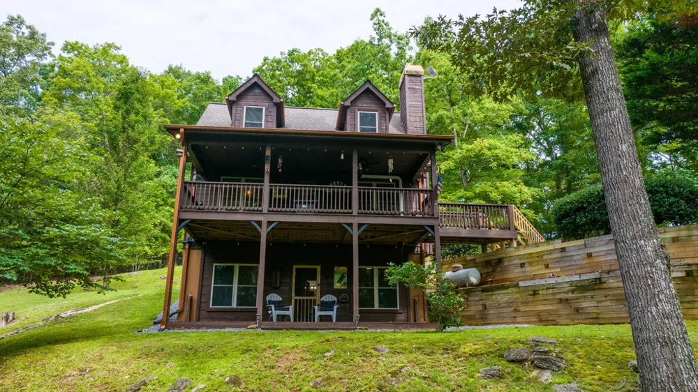 213 Echo Hill Drive Hayesville, NC 28904